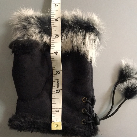 JUST IN fingerless gloves BLACK - Picture 4 of 7